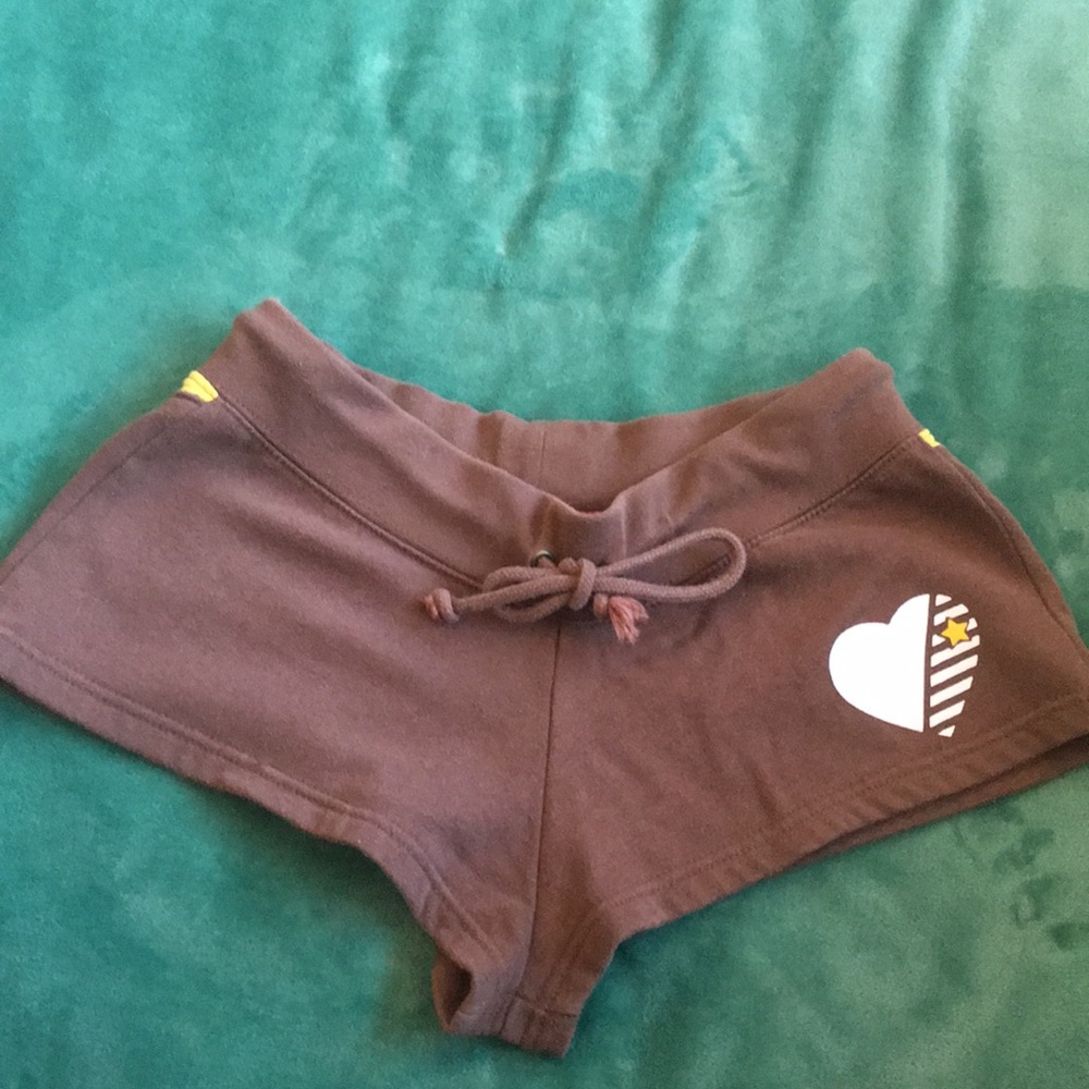 M Wetseal booty shorts